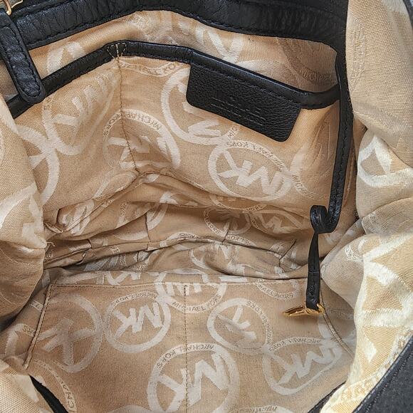 Michael Kors Layton Pebbled Leather Large Hobo Bag - Picture 8 of 12